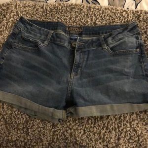 Arizona Jean Shorts